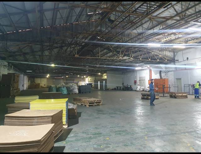 3,010M² FACTORY TO LET IN BELLVILLE SOUTH INDUSTRIA